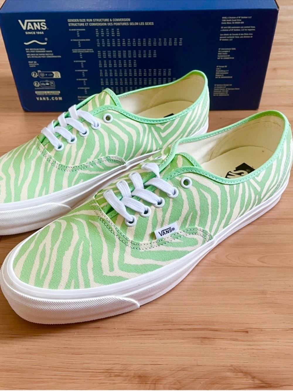 Vans Premium Authentic Shoe Women 8.5 US - Picture 10 of 13